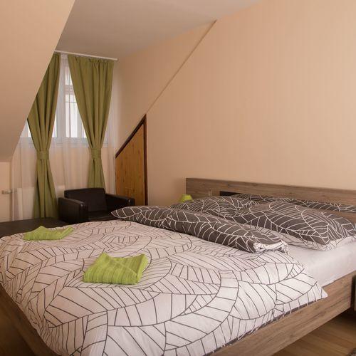 Bed and Breakfast Bartók Tér Panzió à Eger Extérieur photo